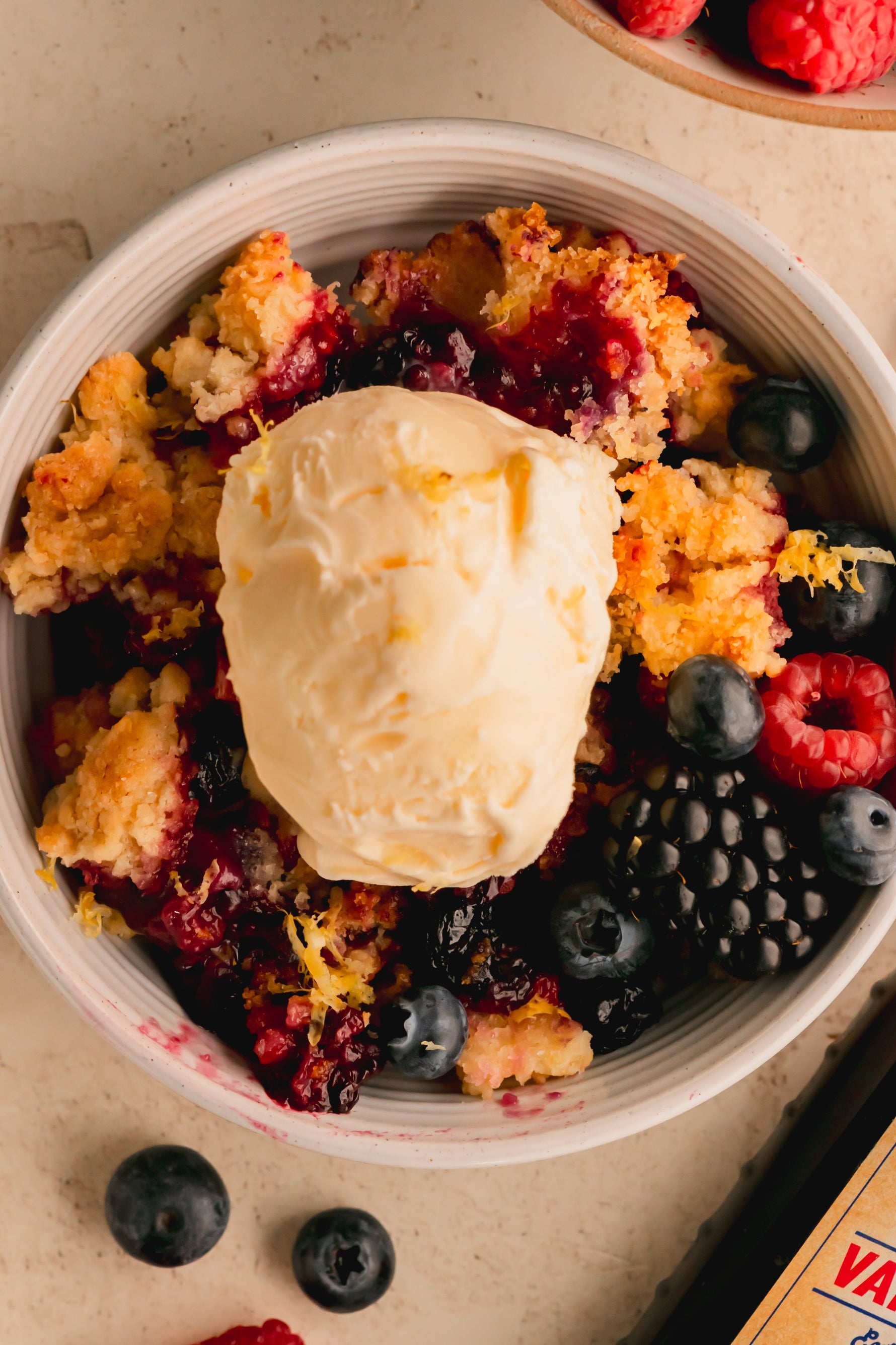 Summer Berry Crumble
