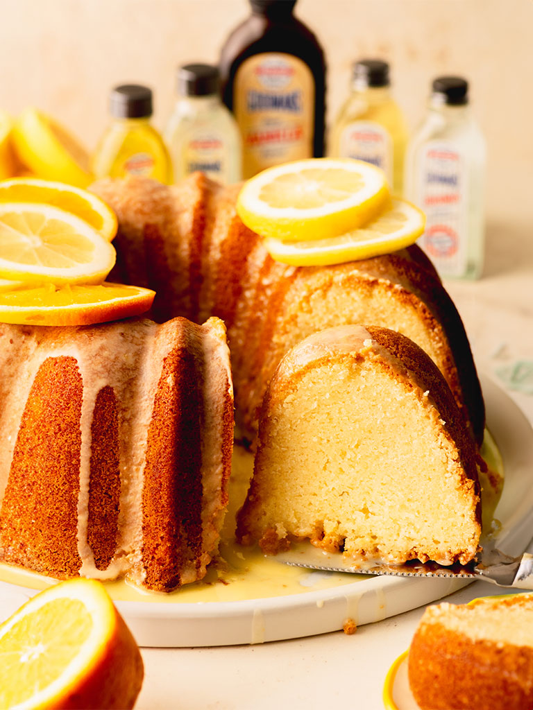 5-Flavor-Cake-Side-View-with-Products