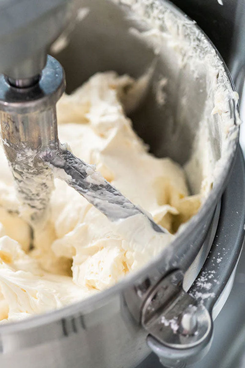 Buttercream-Frosting-Up-Close-Right