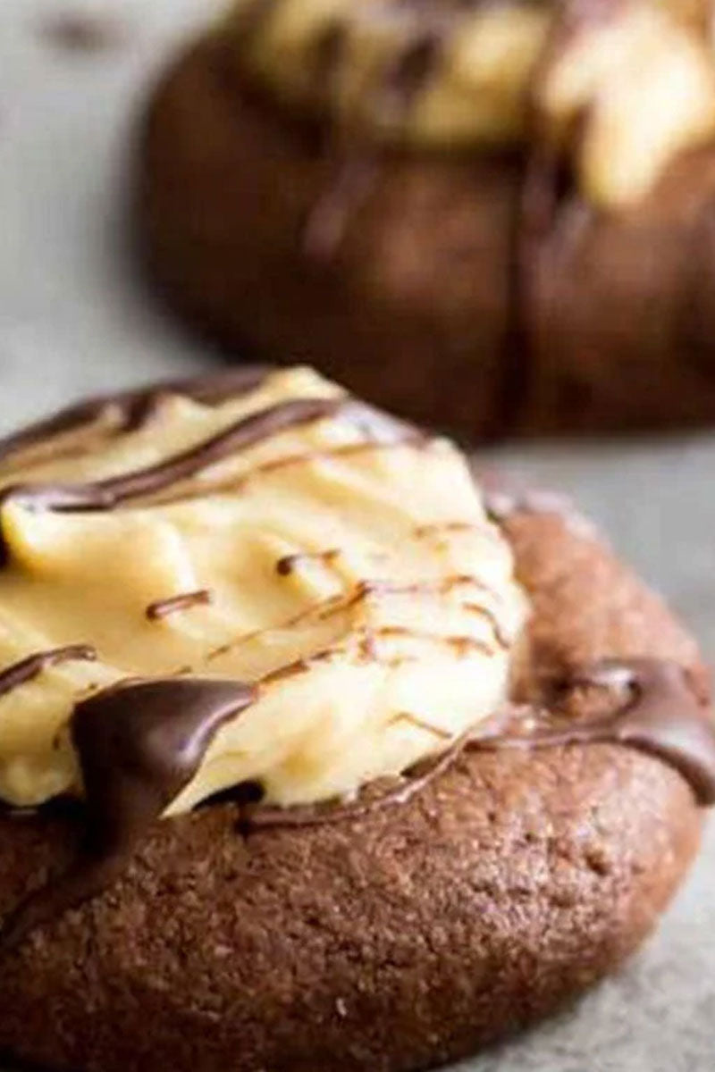 Chocolate-Thumbprint-Cookie-Center