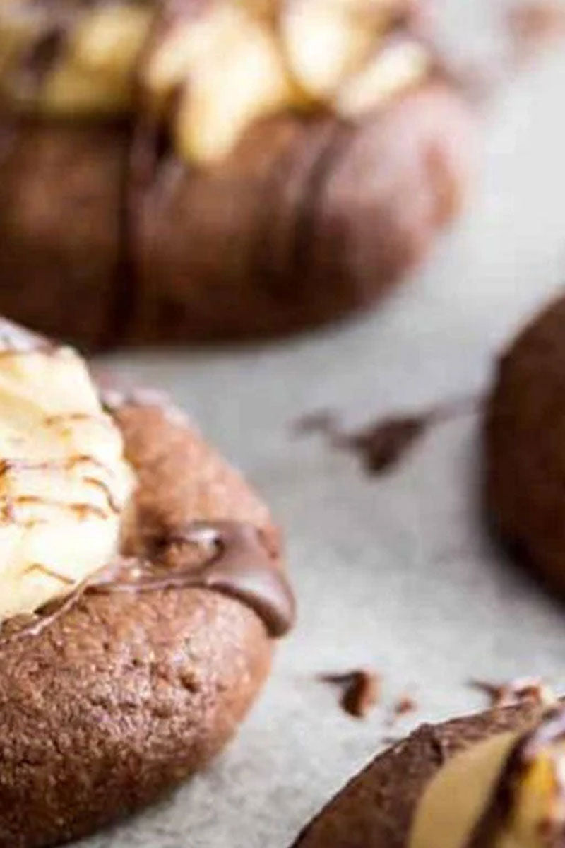 Chocolate-Thumbprint-Cookie-Right