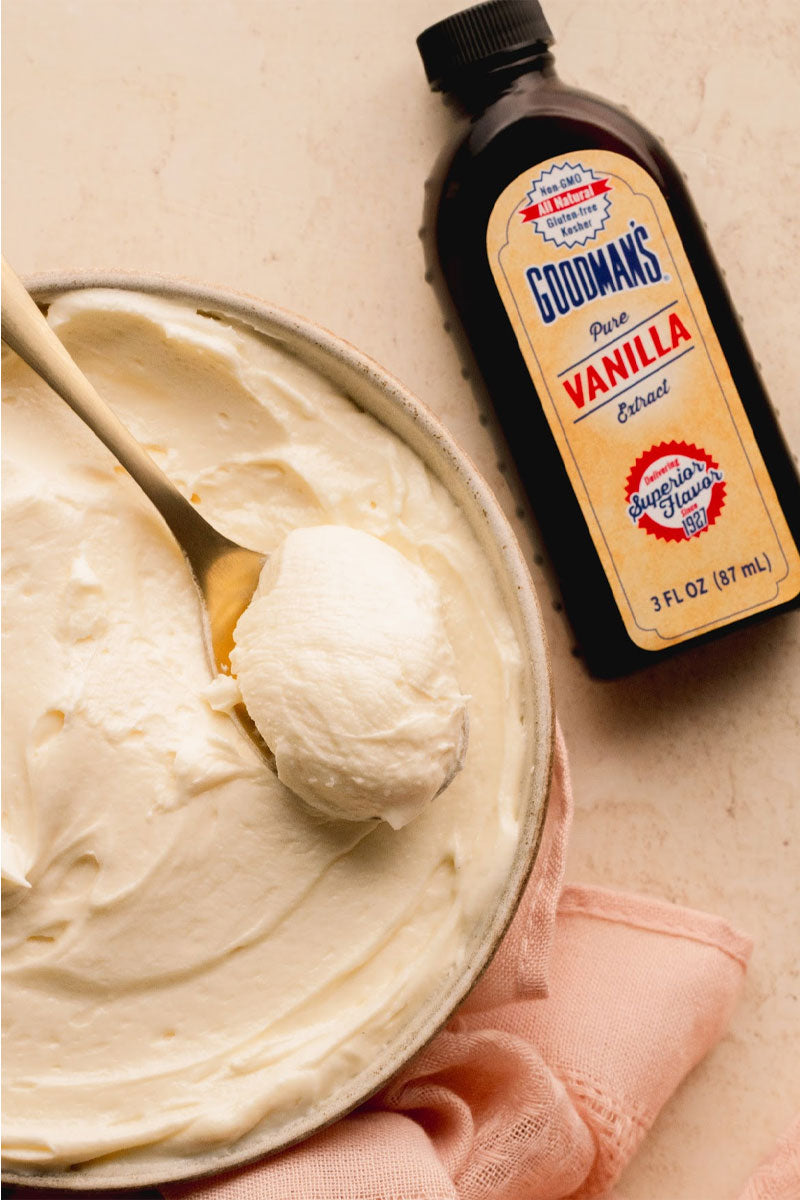 Cream-Cheese-Frosting-with-Pure-Vanilla-Extract
