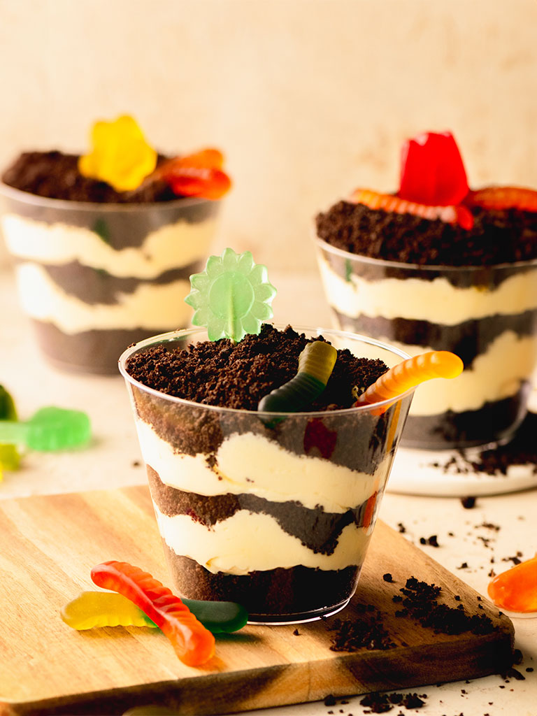 Dirt-Cake-Front-Center-3