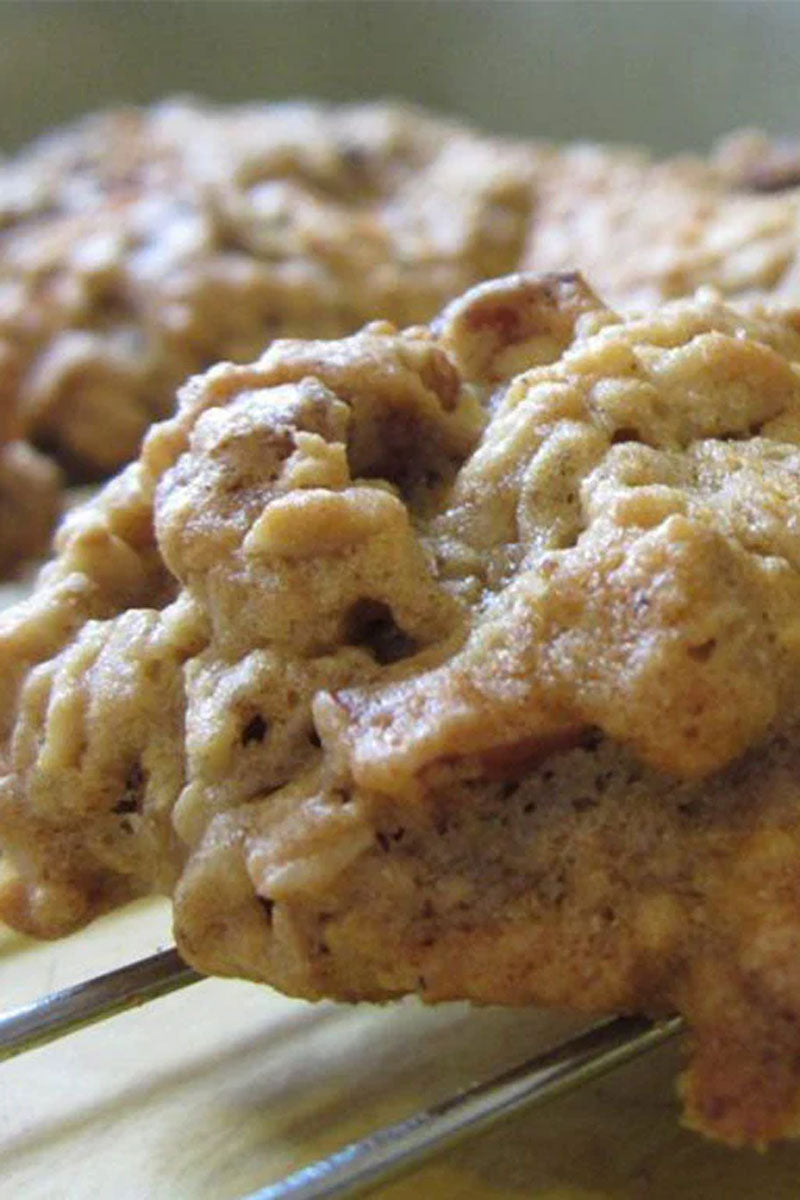 Oatmeal-Raisin-Cookie-Left