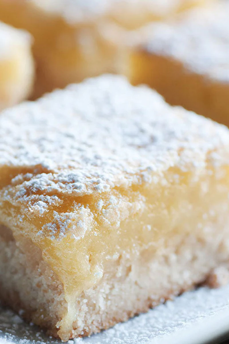 Ooey-Gooey-Butter-Cake-Up-Close-Center