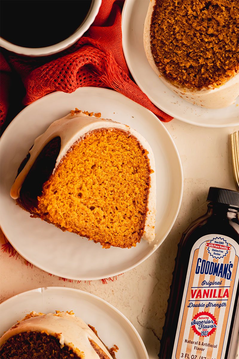 Pumpkin-Bundt-Cake-Slice-with-Product