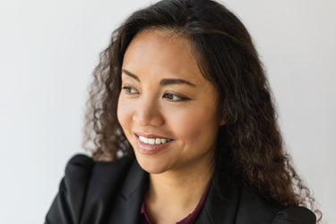 business-woman-looking-to-the-side-portrait