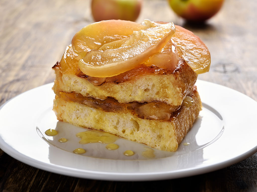 Oven-Baked-Apple-French-Toast